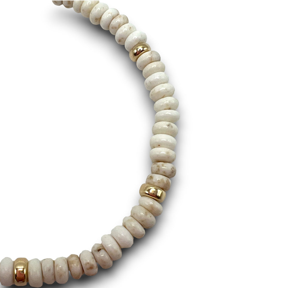 White Turquoise and Gold Beaded Stretch Bracelet. 